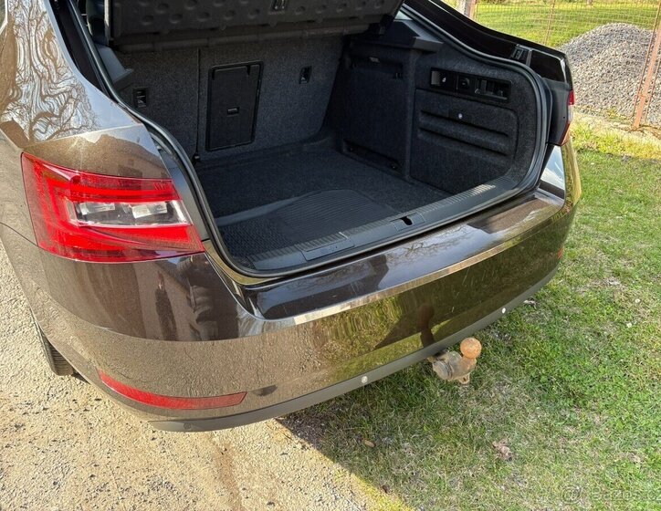 Škoda Superb Sedan / Limuzína 0,0 145 kw