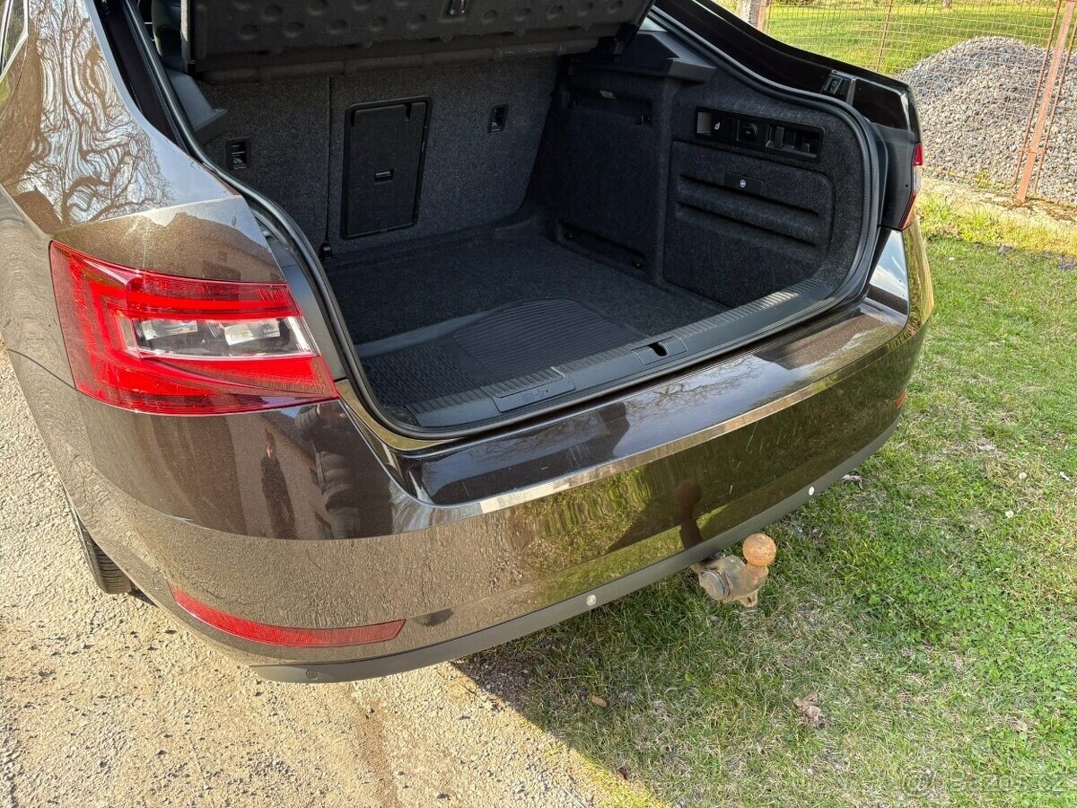 Škoda Superb Sedan / Limuzína 0,0 145 kw