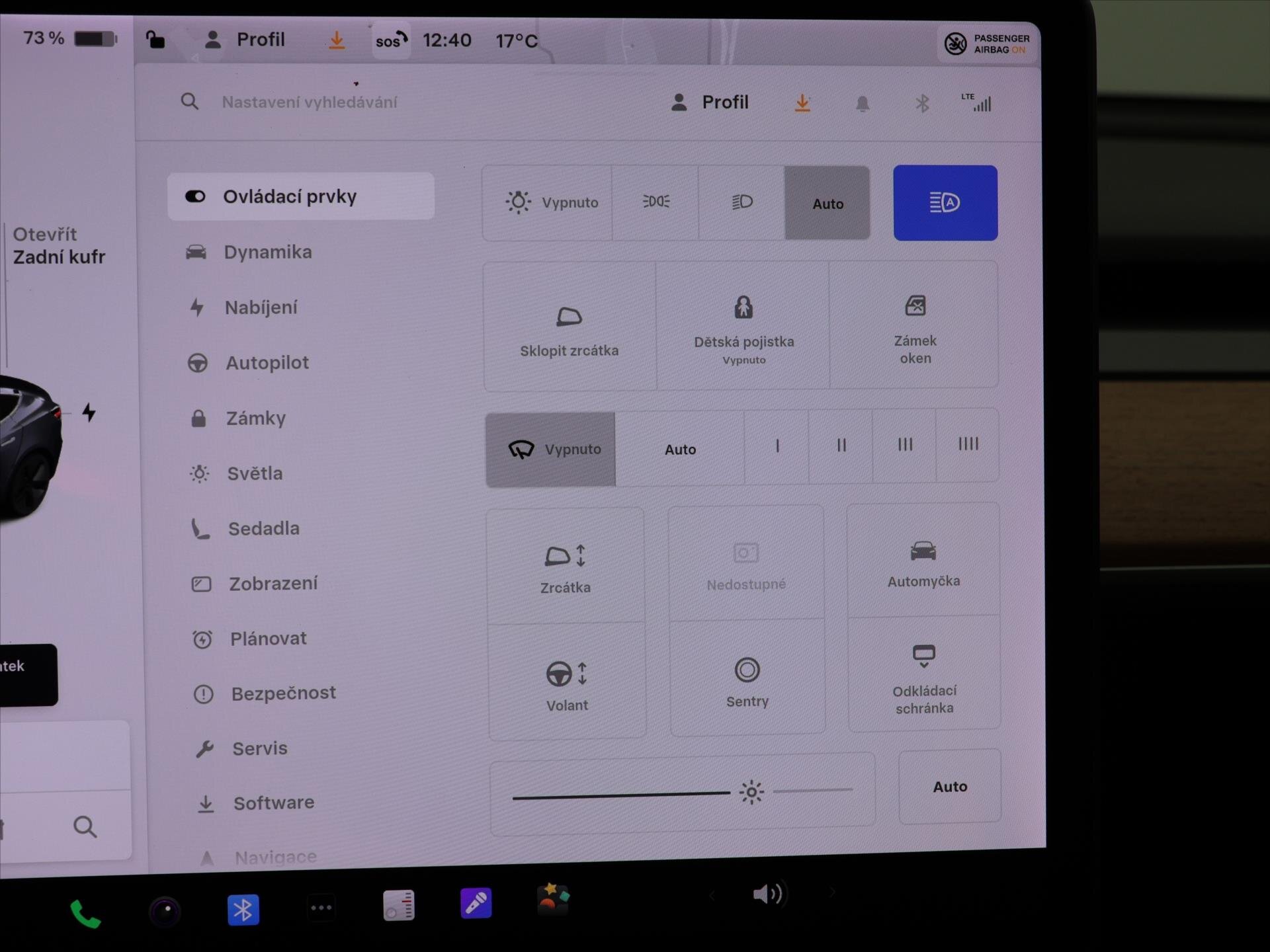 Tesla Model 3 Sedan 0,0 239 kw