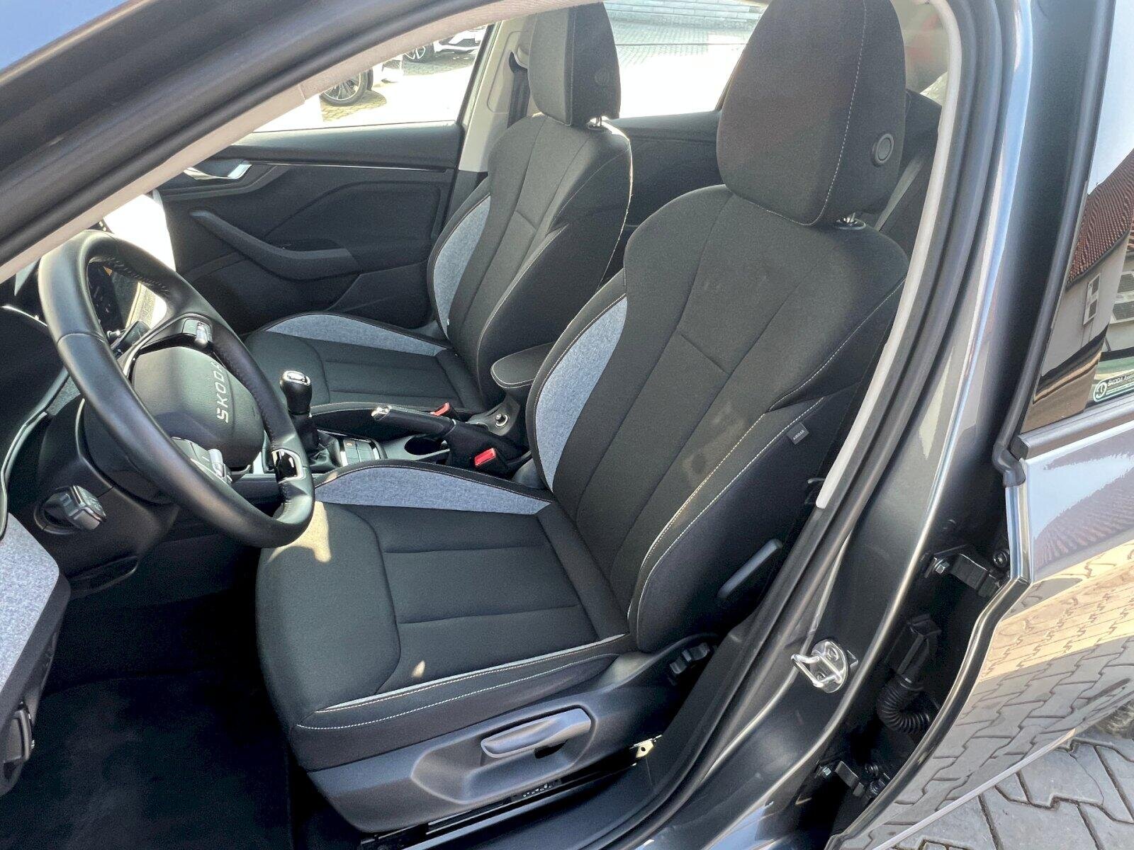 Škoda Scala Hatchback 1,0 l 85 kw