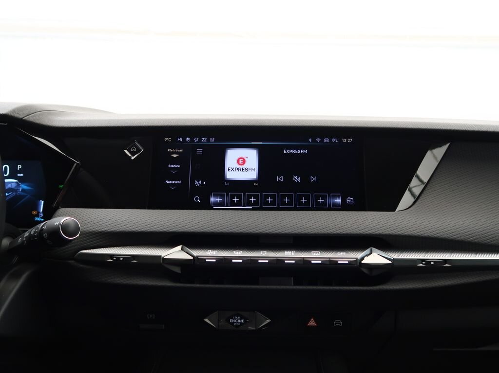 DS Automobiles DS4 Hatchback 1,2 l 100 kw