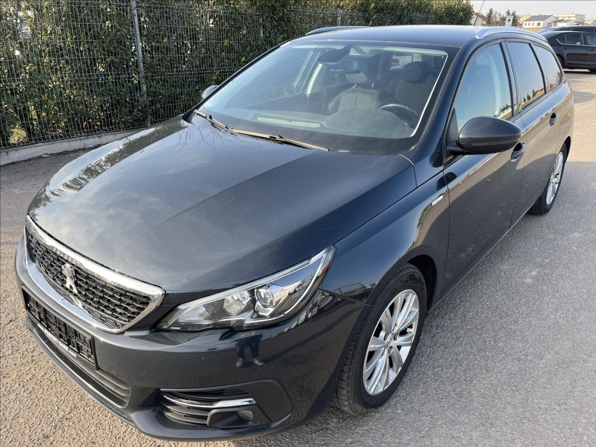 Peugeot 308 Kombi 1,5 l 96 kw