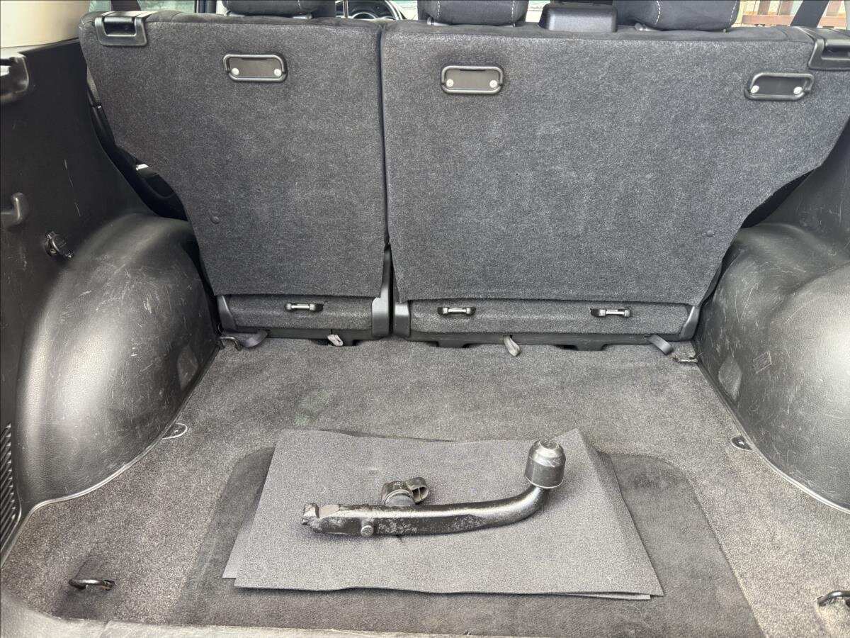 Suzuki Grand Vitara SUV / Terénní 2,0 l 103 kw