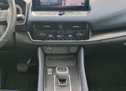 Nissan Qashqai SUV / Terénní 1,3 l 116 kw