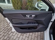 Volvo V60 Kombi 2,0 l 145 kw