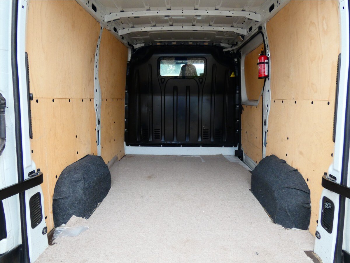 Renault Master Skříň 2,3 l 81 kw