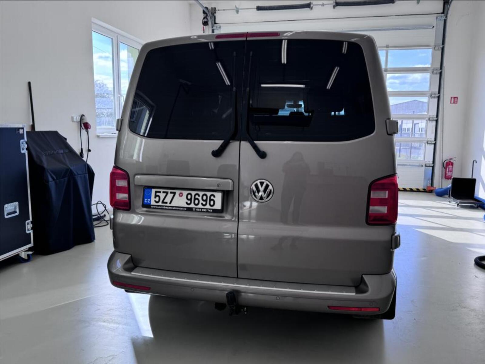 Volkswagen Multivan 7