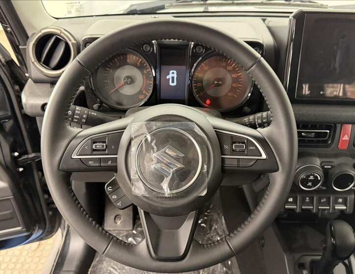 Suzuki Jimny SUV 1,5 l 75 kw