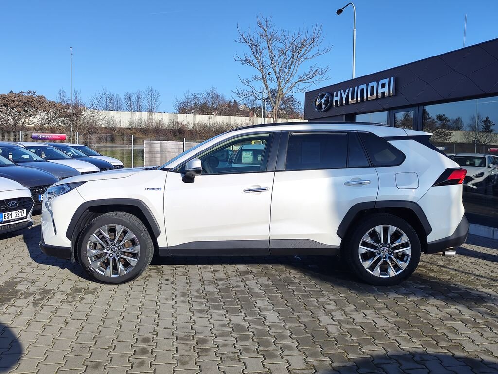 Toyota RAV4 SUV 2,5 l 163 kw