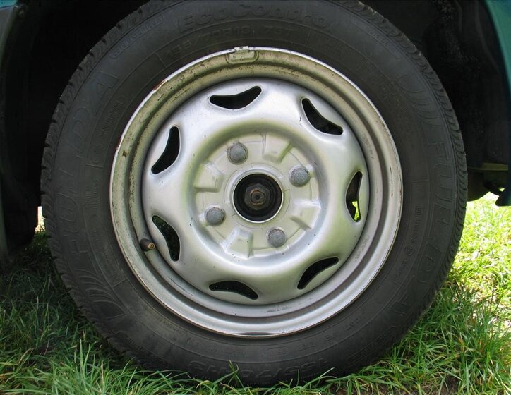 Suzuki Swift Hatchback 993,0 39 kw