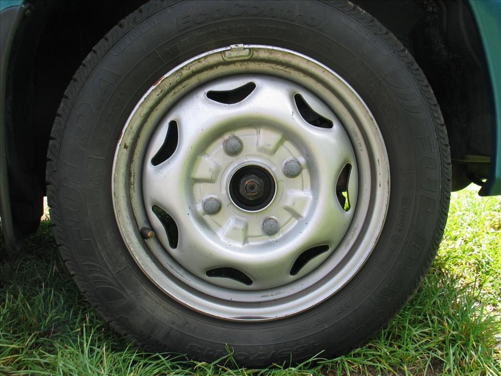 Suzuki Swift Hatchback 993,0 39 kw