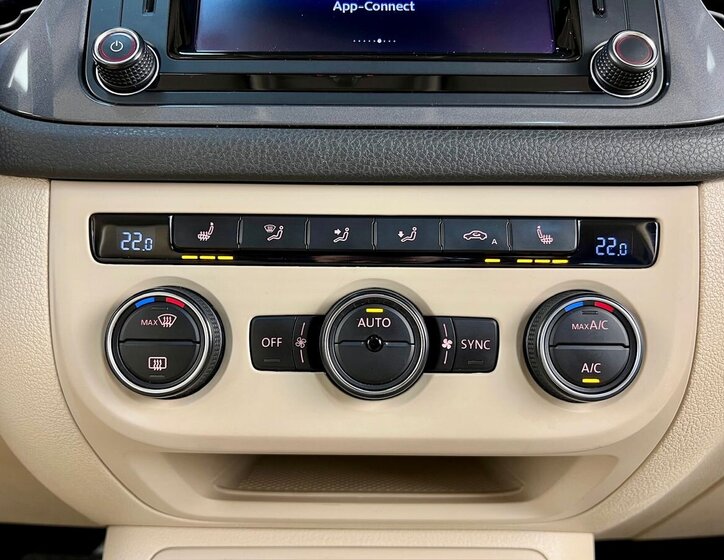 Volkswagen Tiguan SUV / Terénní 2,0 l 147 kw