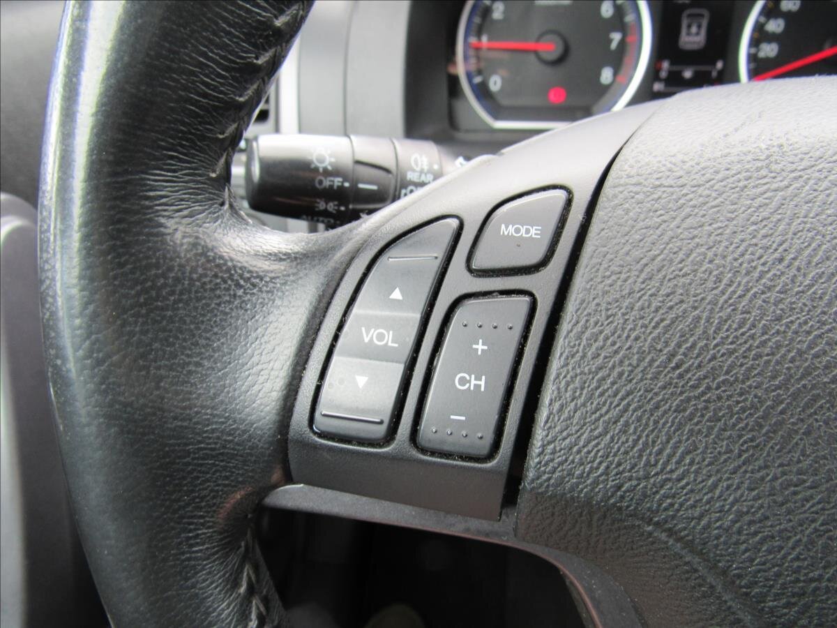 Honda CR-V SUV / Terénní 2,0 l 110 kw