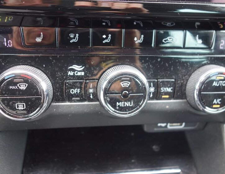 Škoda Octavia Sedan / Limuzína 2,0 l 110 kw