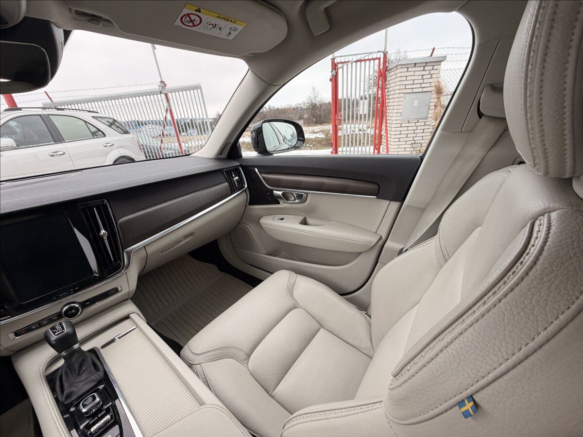 Volvo V90 Kombi 2,0 l 184 kw