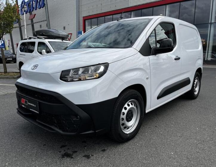Toyota ProAce City 16