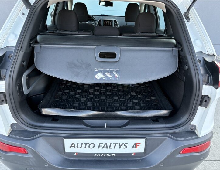 Jeep Cherokee SUV 2,0 l 103 kw