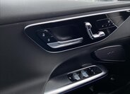 Mercedes-Benz Třídy C Sedan 1,5 l 150 kw