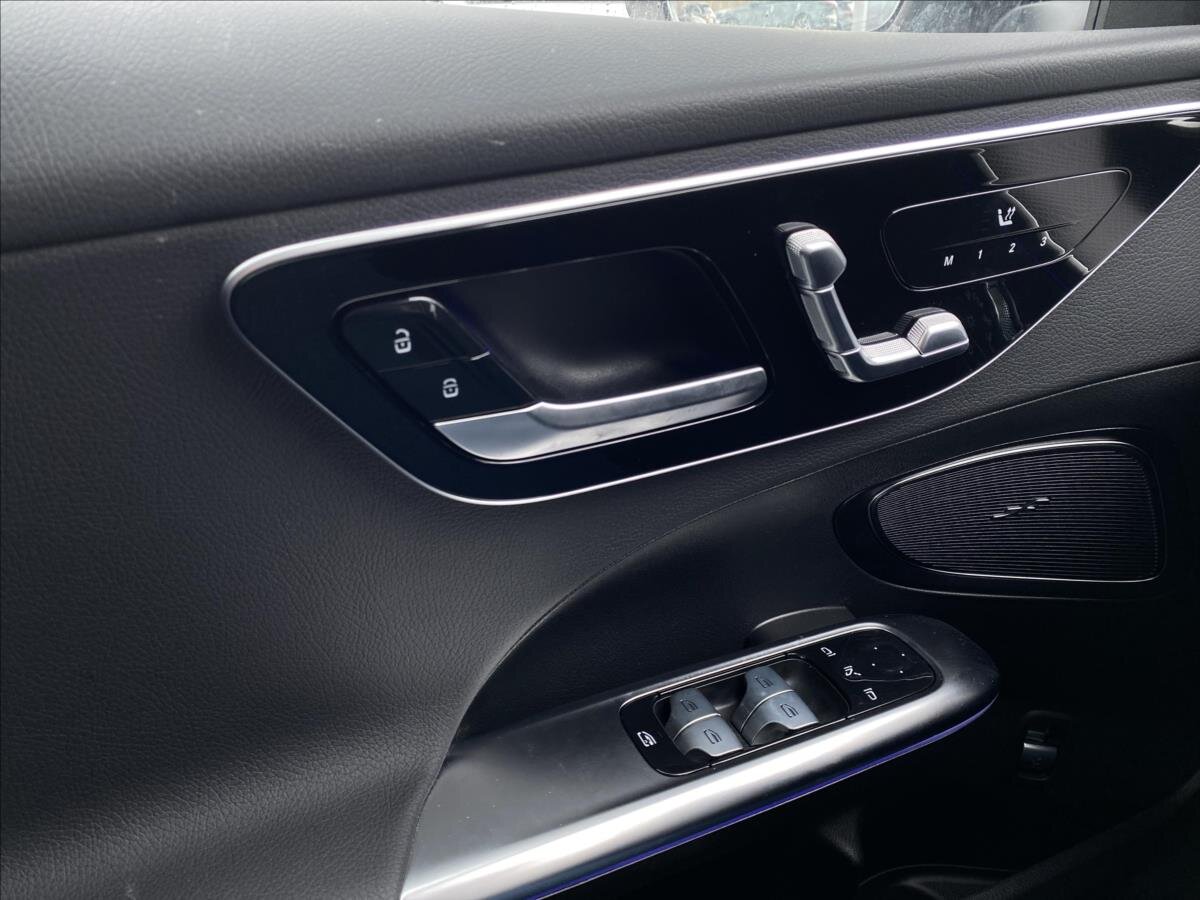 Mercedes-Benz Třídy C Sedan 1,5 l 150 kw