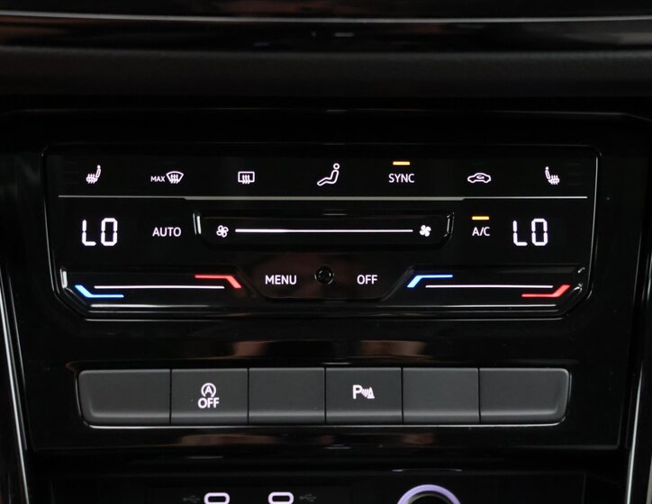 Volkswagen Touran 26