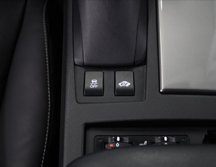 Lexus RX 450h SUV / Terénní 3,5 l 220 kw