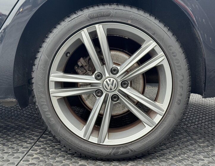 Volkswagen Golf Kombi 1,6 l 85 kw