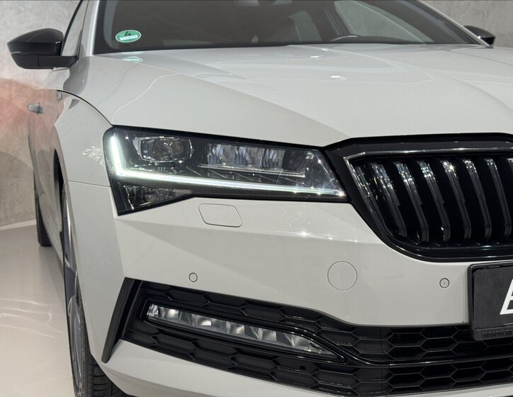 Škoda Superb Kombi 2,0 l 147 kw