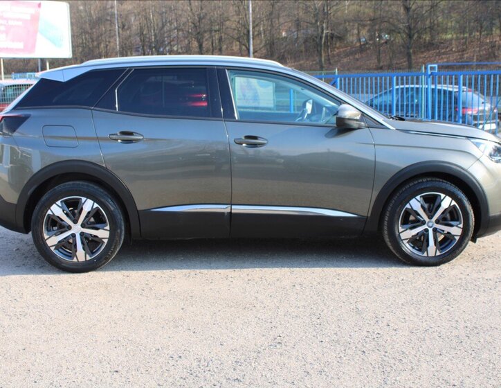 Peugeot 3008 4