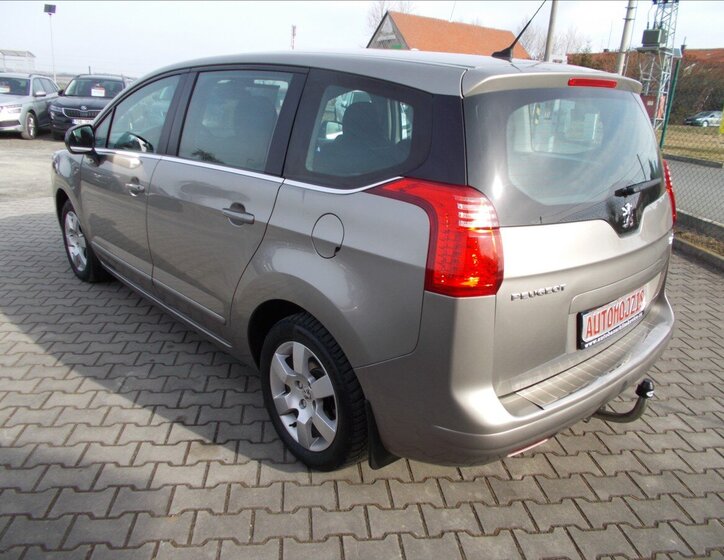 Peugeot 5008 MPV 1,6 l 80 kw