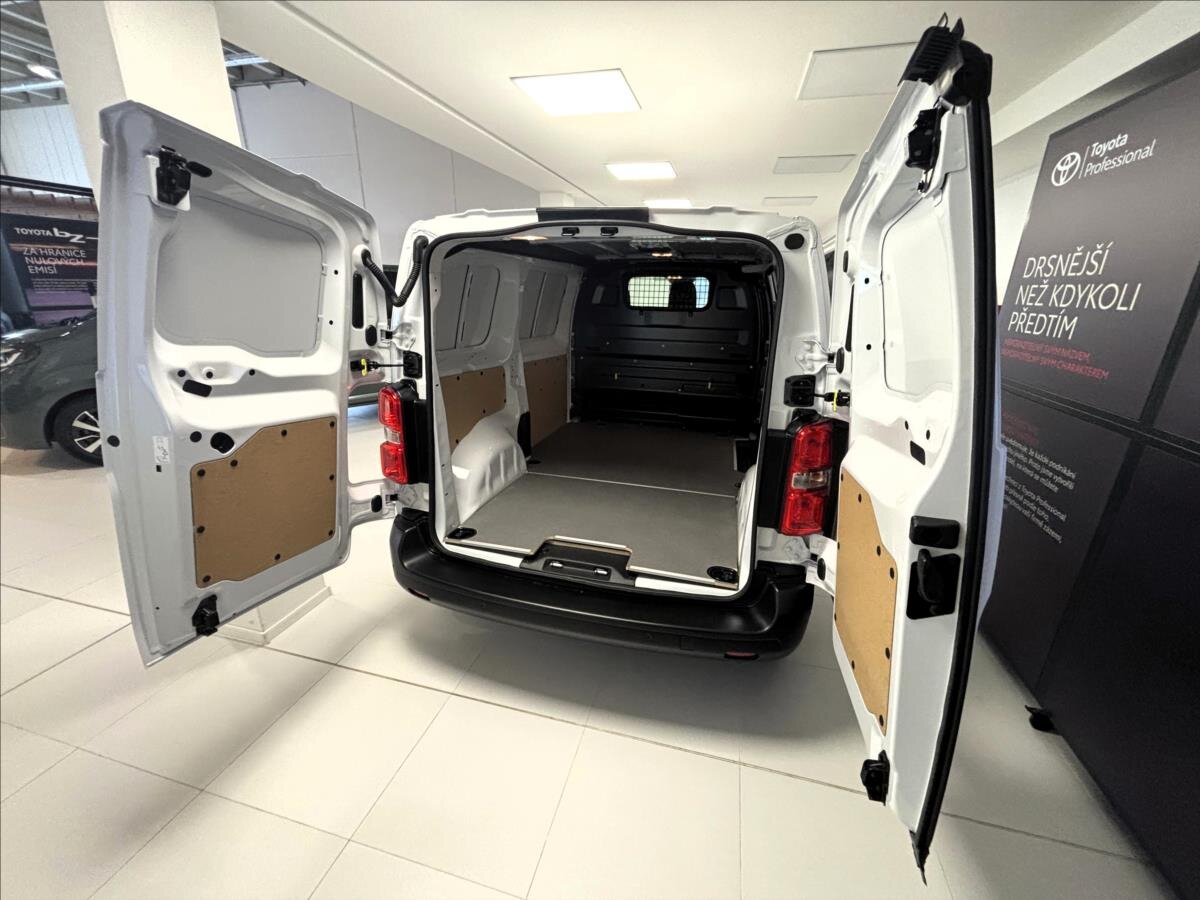 Toyota ProAce Skříň 2,0 l 106 kw