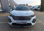 Peugeot 2008 8
