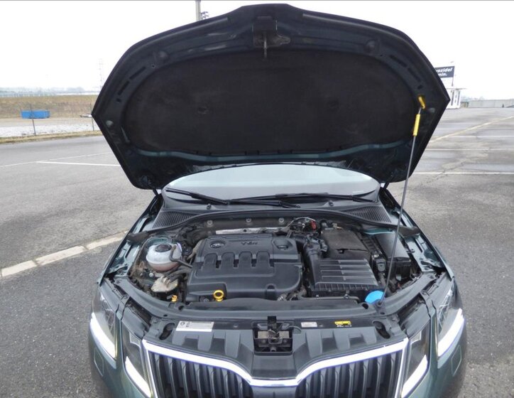 Škoda Octavia Kombi 2,0 l 110 kw