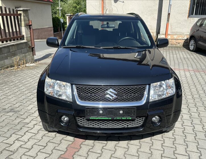 Suzuki Grand Vitara 10