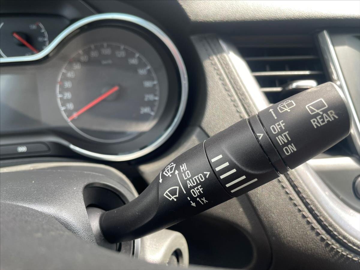 Opel Grandland X SUV 2,0 l 130 kw