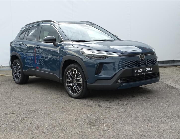 Toyota Corolla Cross 5