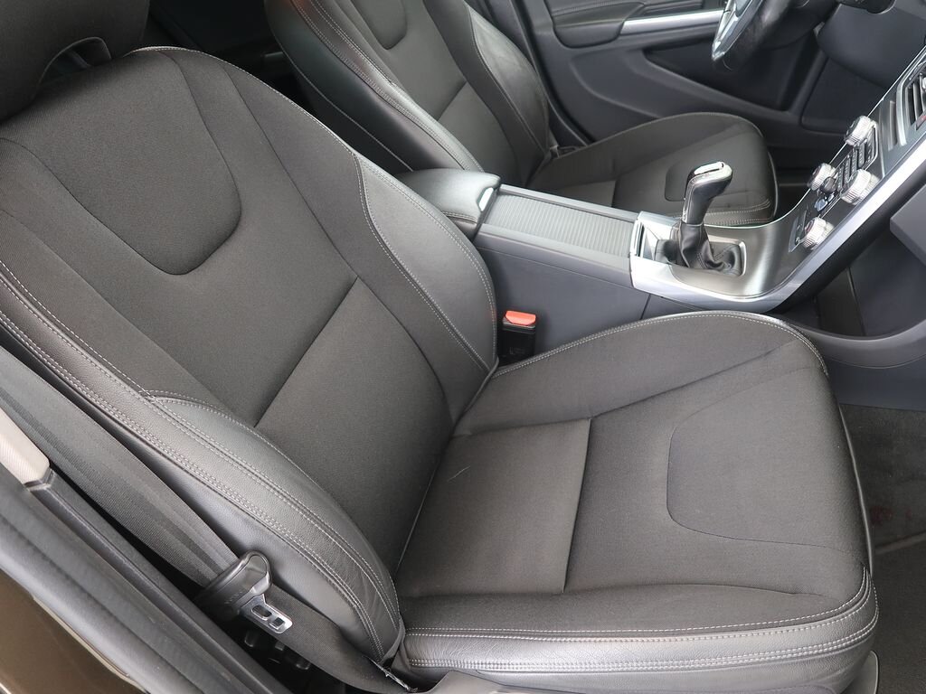 Volvo V60 Kombi 2,0 l 110 kw