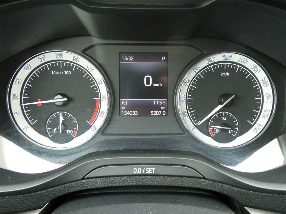 Škoda Karoq SUV / Terénní 2,0 l 110 kw