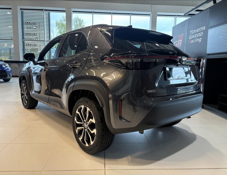 Toyota Yaris Cross SUV 1,5 l 85 kw