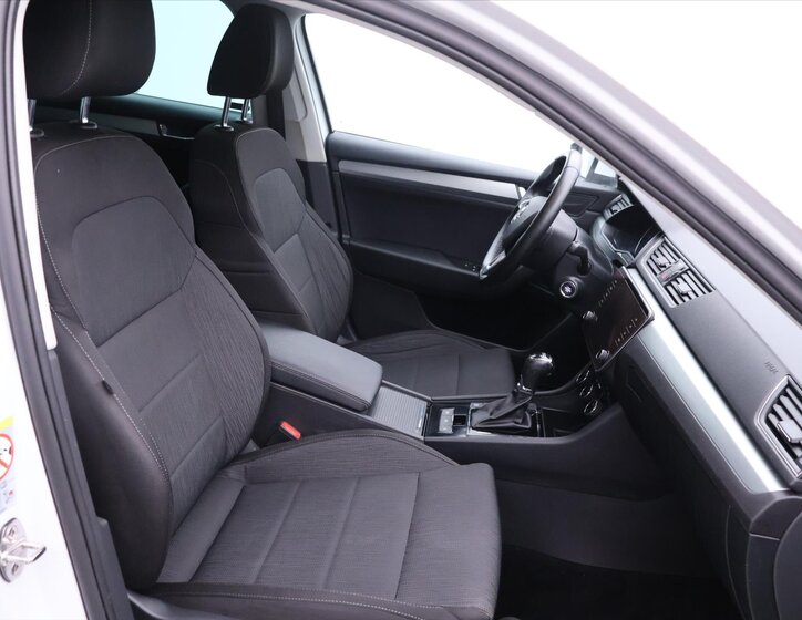 Škoda Superb Kombi 2,0 l 110 kw