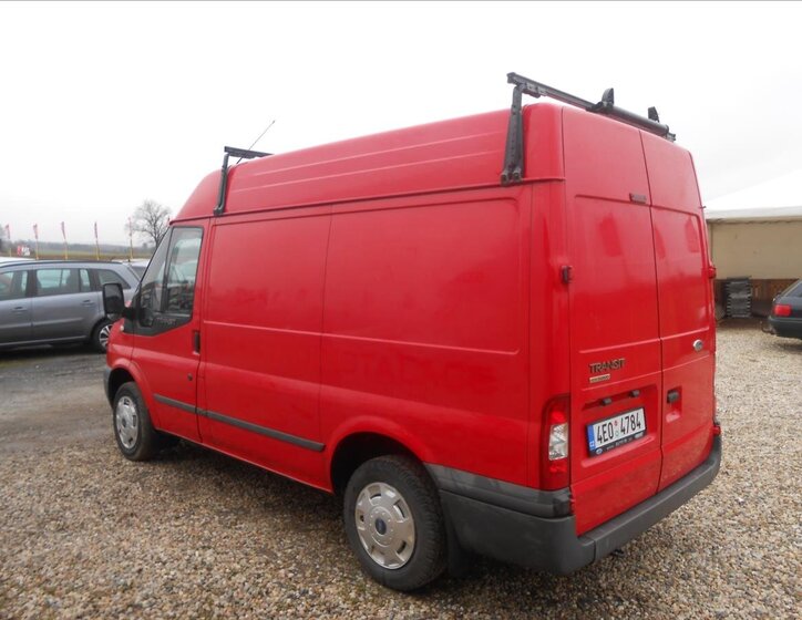 Ford Transit 8
