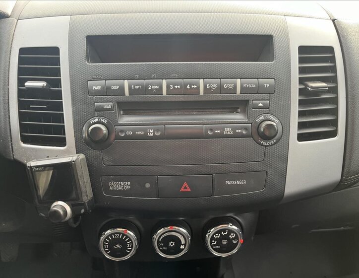 Mitsubishi Outlander 15