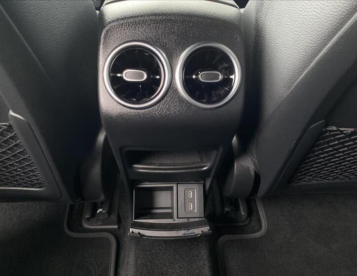 Mercedes-Benz EQB 24