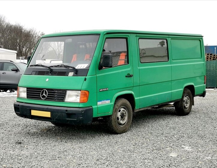 Mercedes-Benz Ostatní Skříň 2,4 l 55 kw