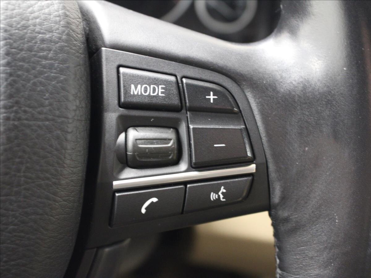 BMW Řada 5 Sedan / Limuzína 3,0 l 150 kw