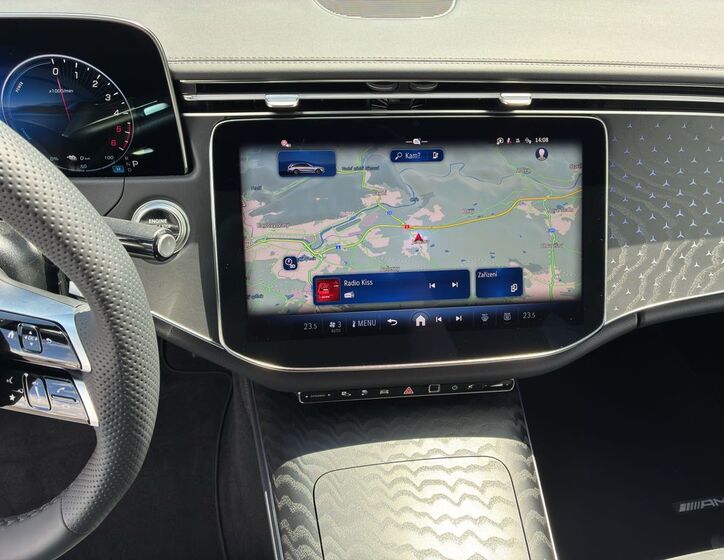 Mercedes-Benz Třídy E 19