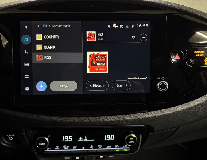 Toyota Aygo Hatchback 998,0 53 kw