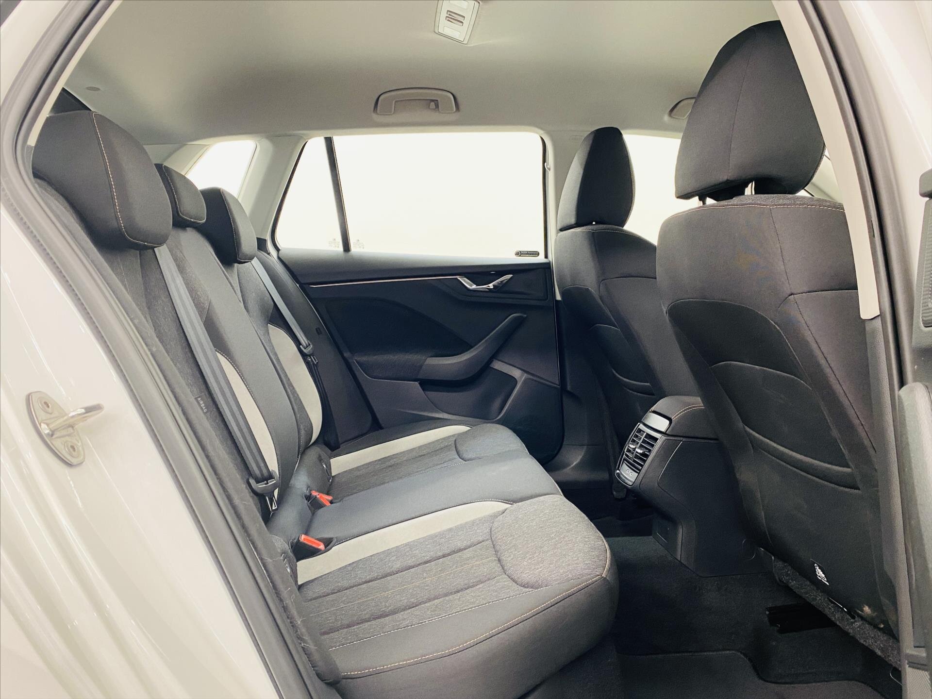 Škoda Kamiq Hatchback 1,5 l 110 kw