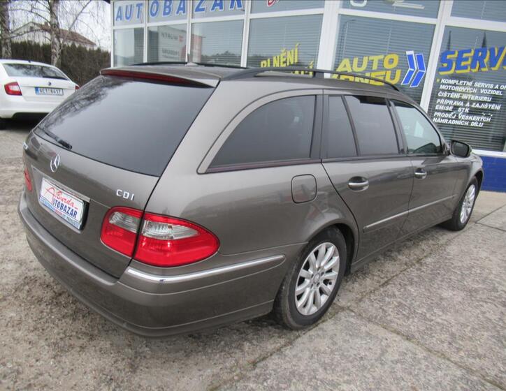 Mercedes-Benz Třídy E 4