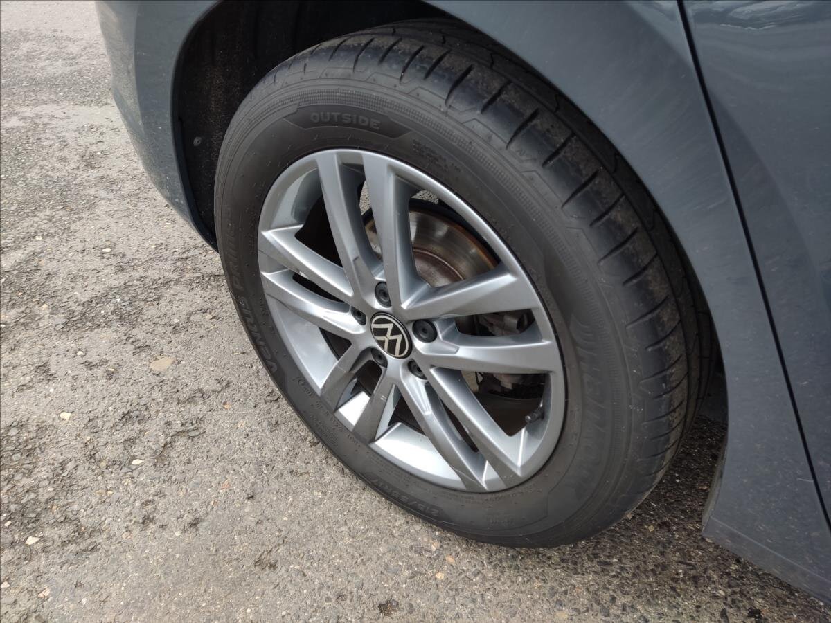 Volkswagen Touran MPV 1,5 l 110 kw