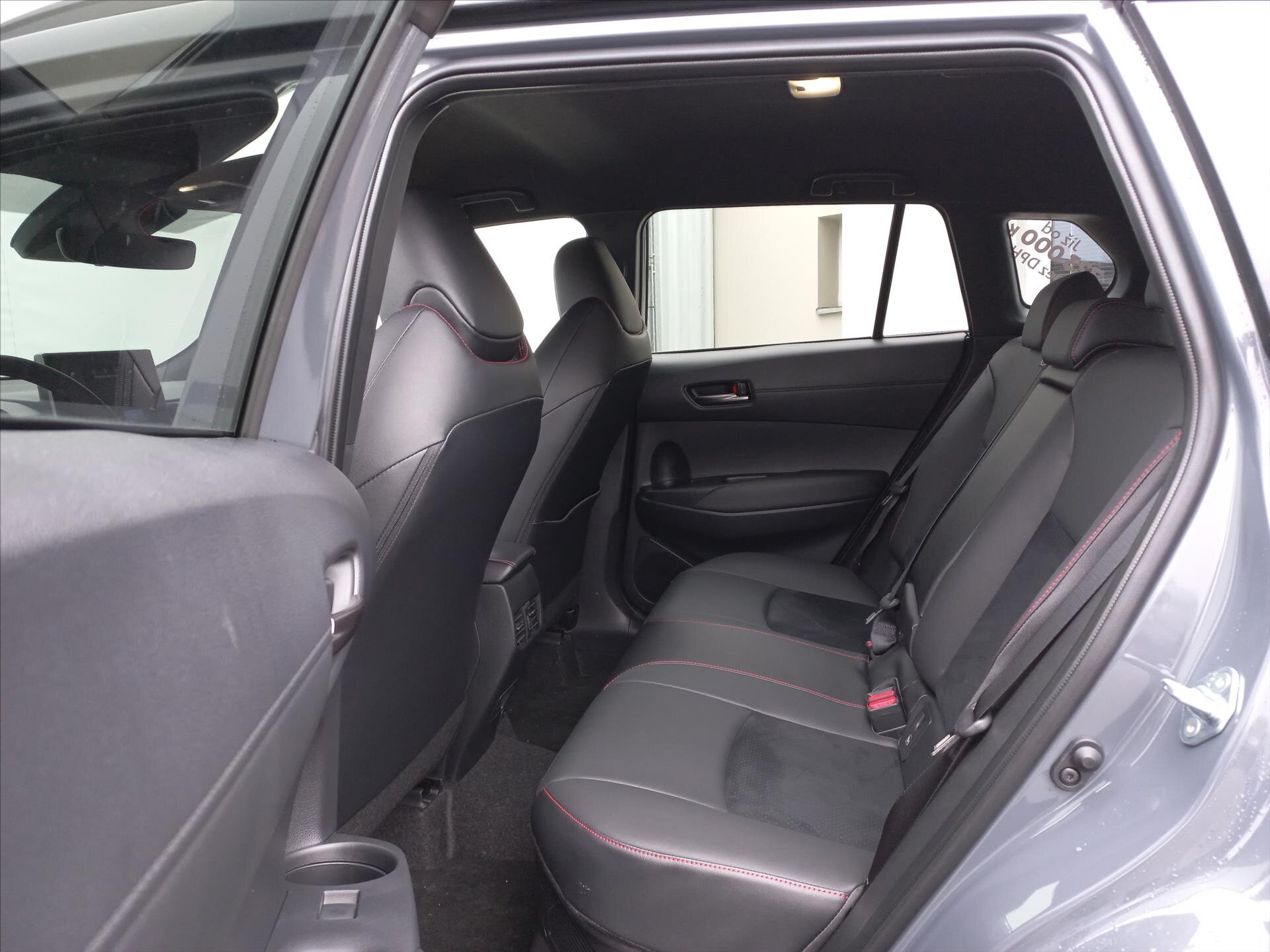 Toyota Corolla Cross CUV / Crossover 2,0 l 98 kw